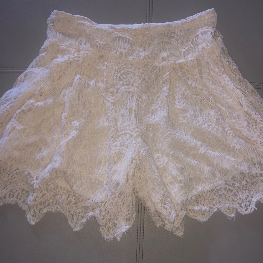 White lace shorts